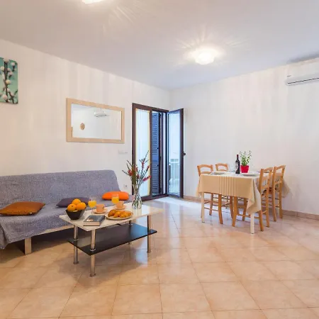 Apartment Tireli - Prc143 By Interhome Porec